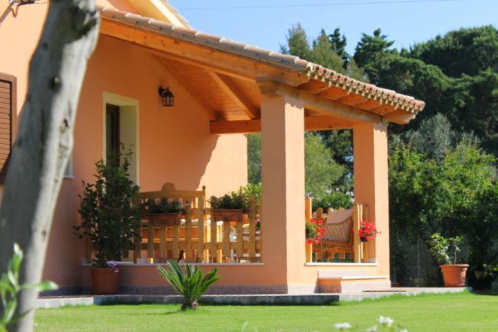 Il Melograno Di Nora Bed & Breakfast Pula Ngoại thất bức ảnh